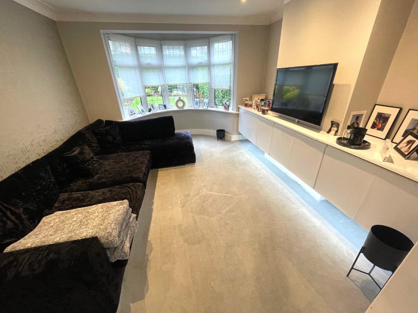 Worcester Crescent, Mill Hill